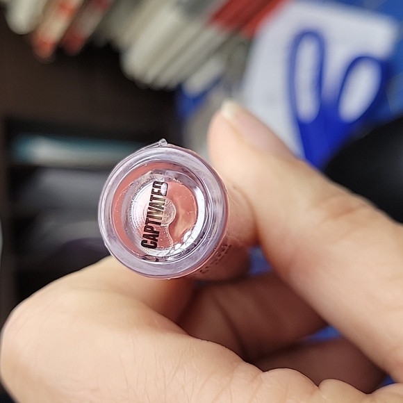 Makeup Obsession Lip Gloss - Captivated R154A 5ml New - Picture 3 of 3